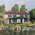Bin Benaise Sans Linge Feriehus Pamproux