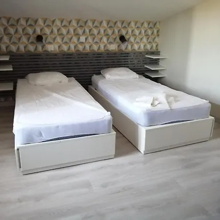 Tatil Evi Bin Benaise Sans Linge Pamproux