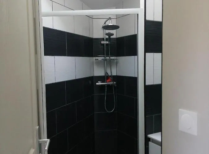 Nyaraló Bin Benaise Sans Linge Pamproux