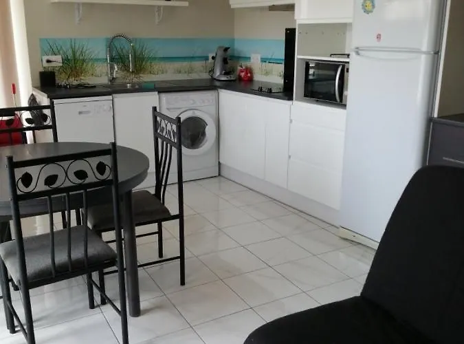 Bin Benaise Sans Linge * Pamproux