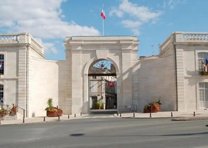 Bin Benaise Sans Linge Nyaraló *