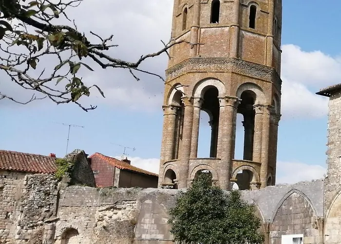 Bin Benaise Sans Linge Nyaraló *